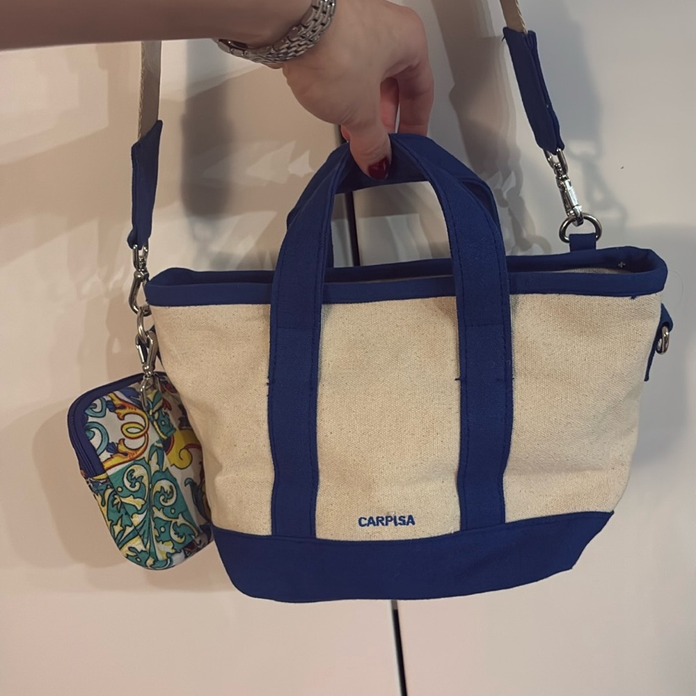 Mini summer tote with accessories